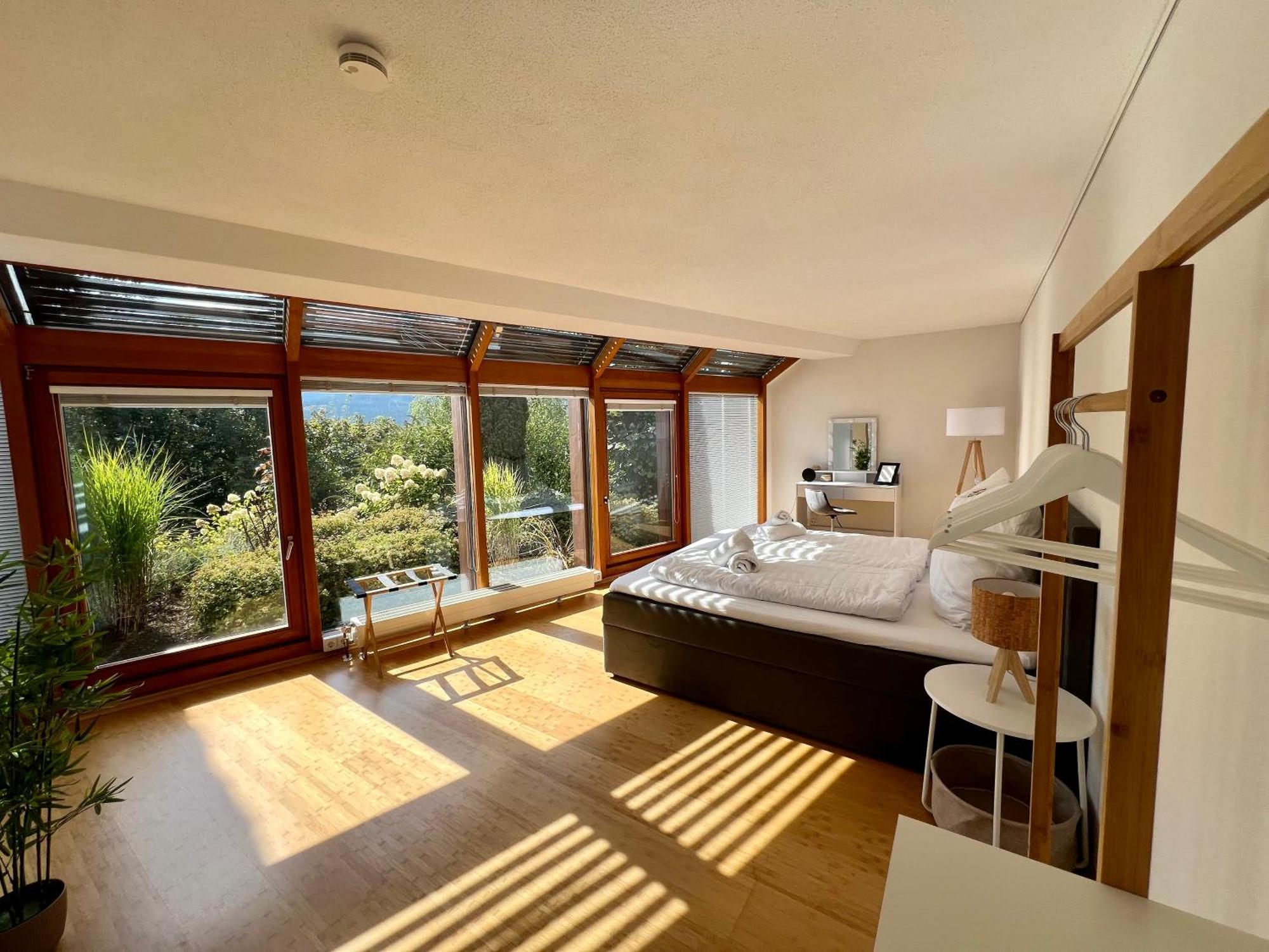 Panoramablick Mit Privatparkplatz, 2 Balkone Und 1,5 Baeder Lägenhet Titisee-Neustadt Exteriör bild